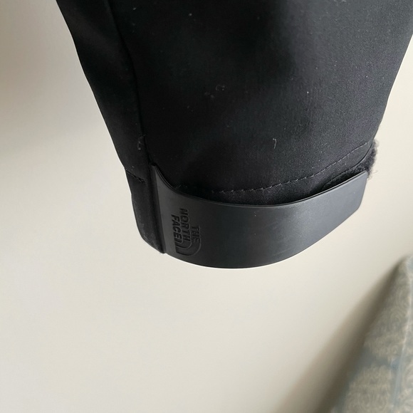 The North Face Women’s Black Jacket size Small - Picture 6 of 7